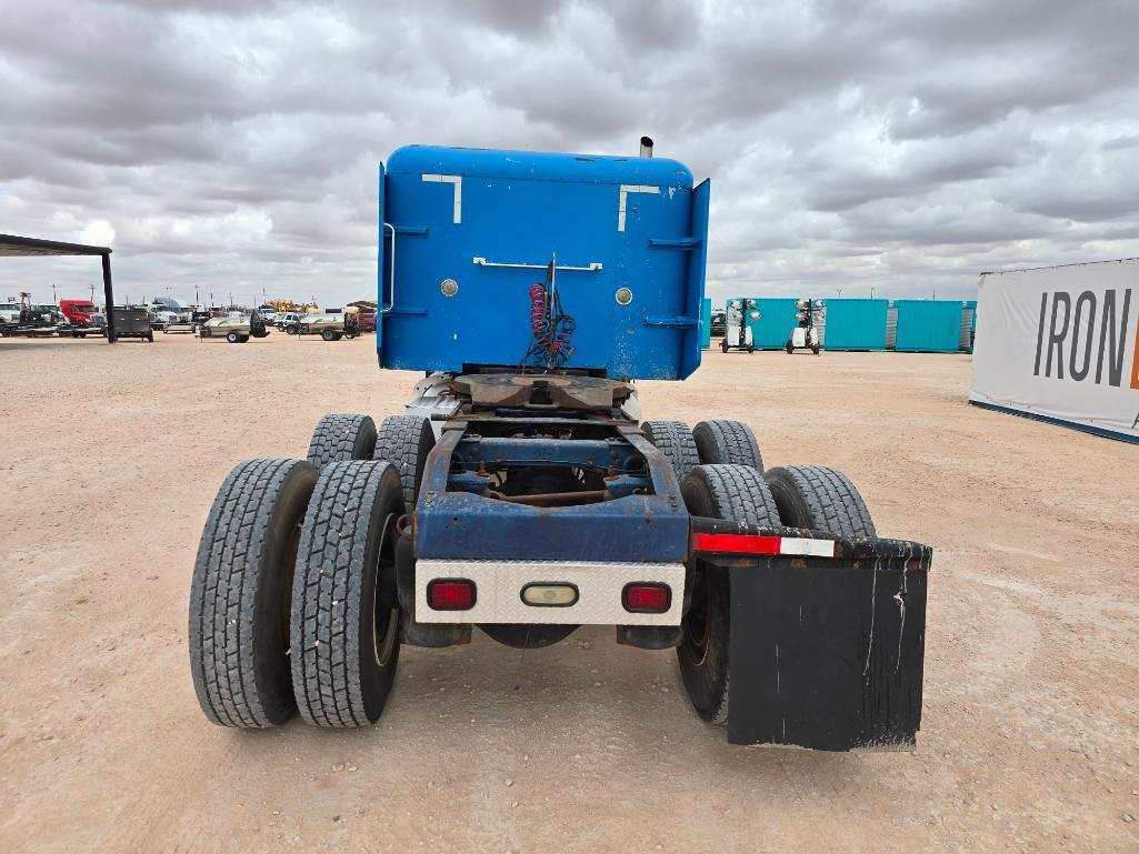 1992 Peterbilt 377 Truck Tractor