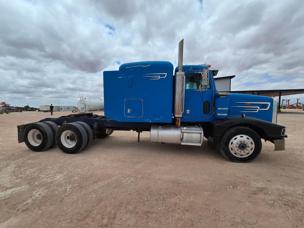 1992 Peterbilt 377 Truck Tractor