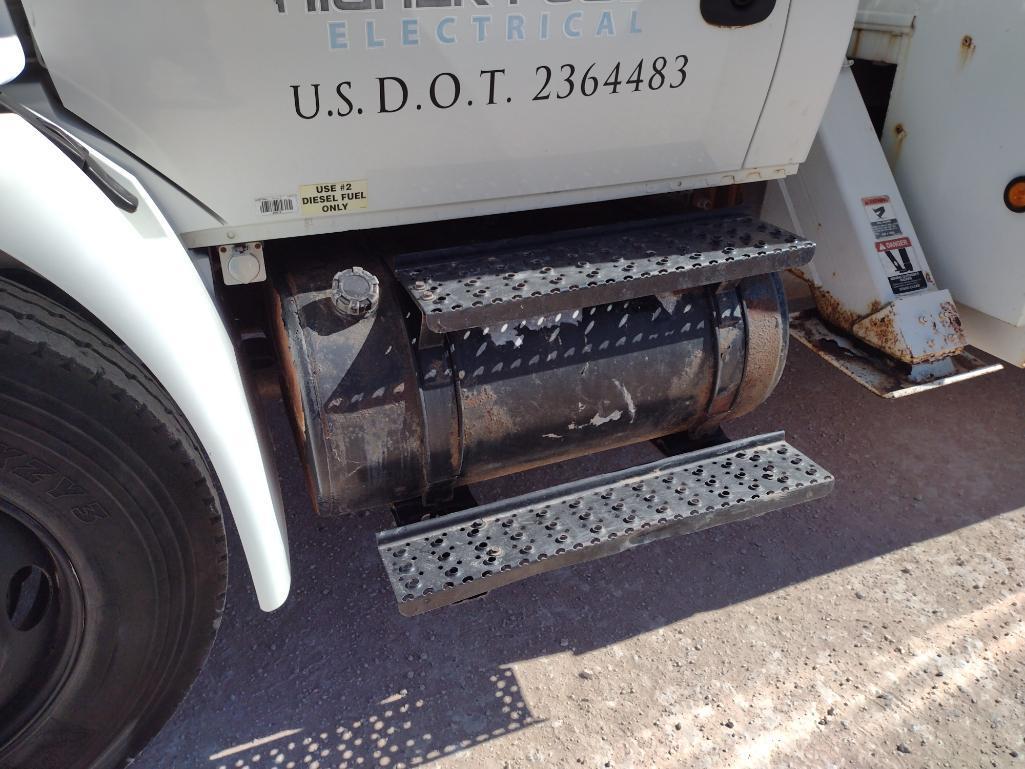 2008 International DuraStar 4300 Bucket Truck