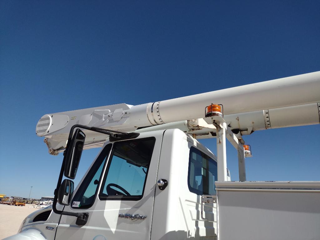 2008 International DuraStar 4300 Bucket Truck