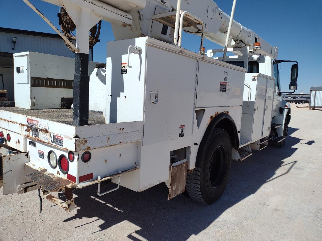 2008 International DuraStar 4300 Bucket Truck