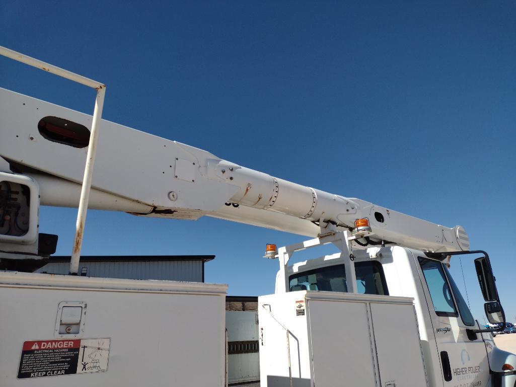 2008 International DuraStar 4300 Bucket Truck