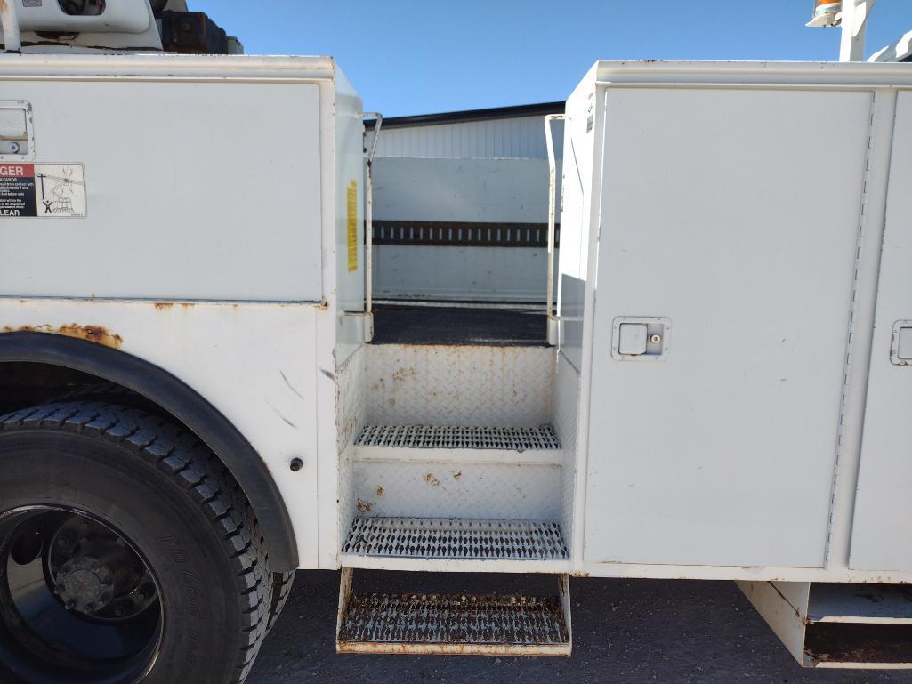 2008 International DuraStar 4300 Bucket Truck