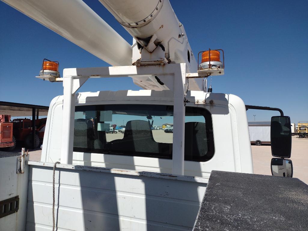 2008 International DuraStar 4300 Bucket Truck