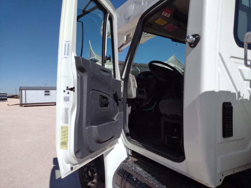 2008 International DuraStar 4300 Bucket Truck