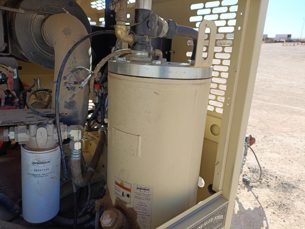 Doosan P425 Portable Air Compressor