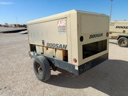 Doosan P425 Portable Air Compressor