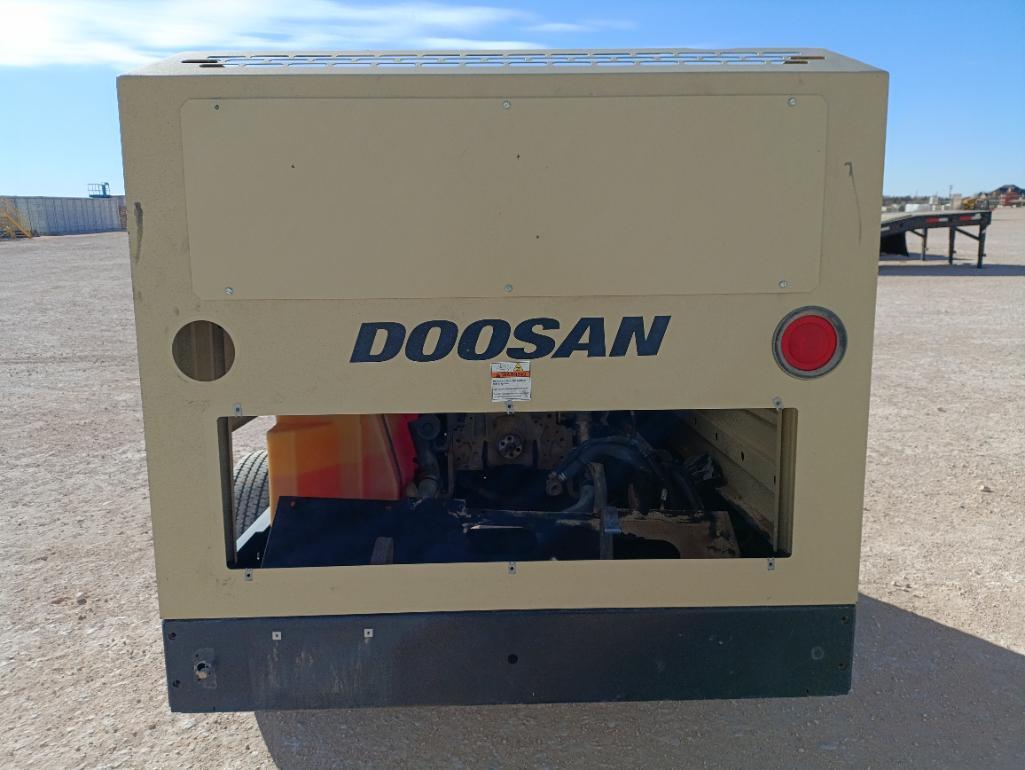 Doosan P425 Portable Air Compressor