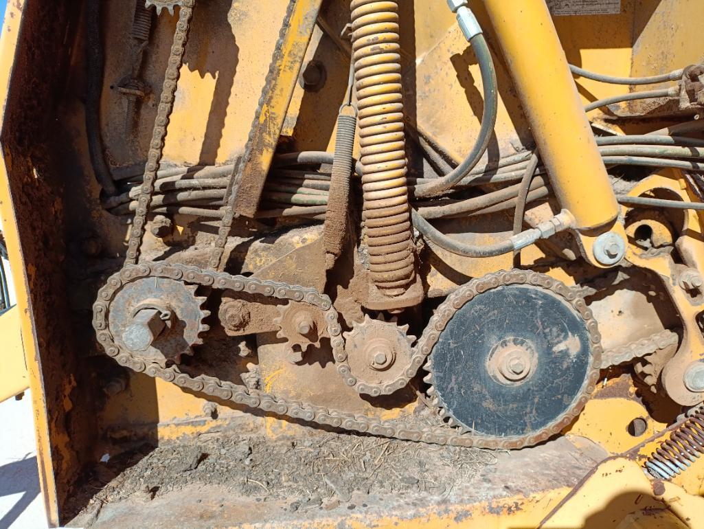 Vermeer 605M Round Bale Baler