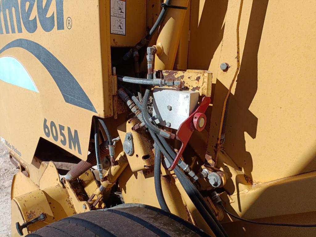Vermeer 605M Round Bale Baler