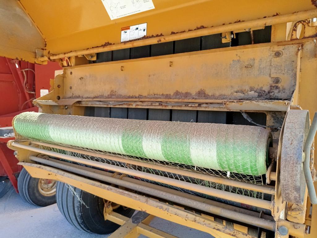 Vermeer 605M Round Bale Baler