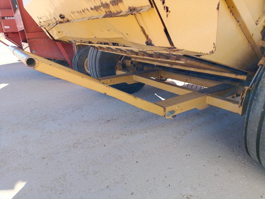 Vermeer 605M Round Bale Baler