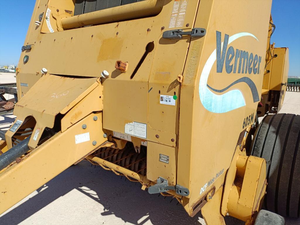 Vermeer 605M Round Bale Baler