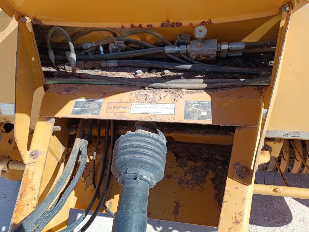 Vermeer 605M Round Bale Baler