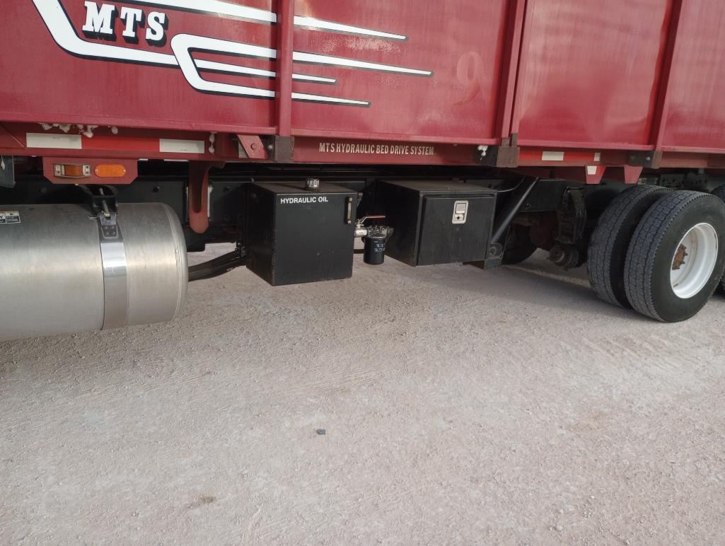 2012 Peterbilt 367 Module Truck