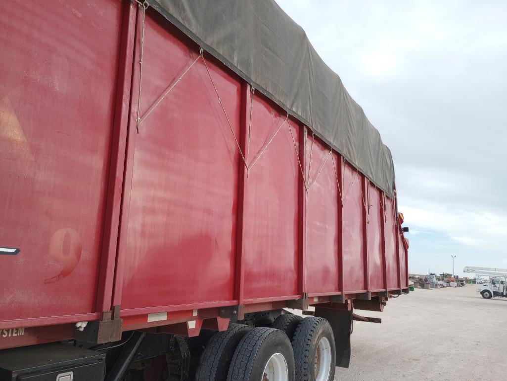 2012 Peterbilt 367 Module Truck