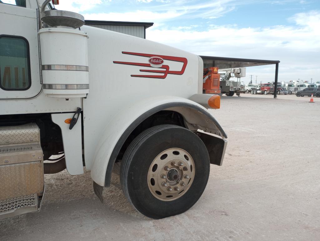 2012 Peterbilt 367 Module Truck