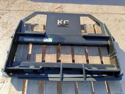 Unused 45'' Skid Steer Fork Frame V2 w/42'' Forks