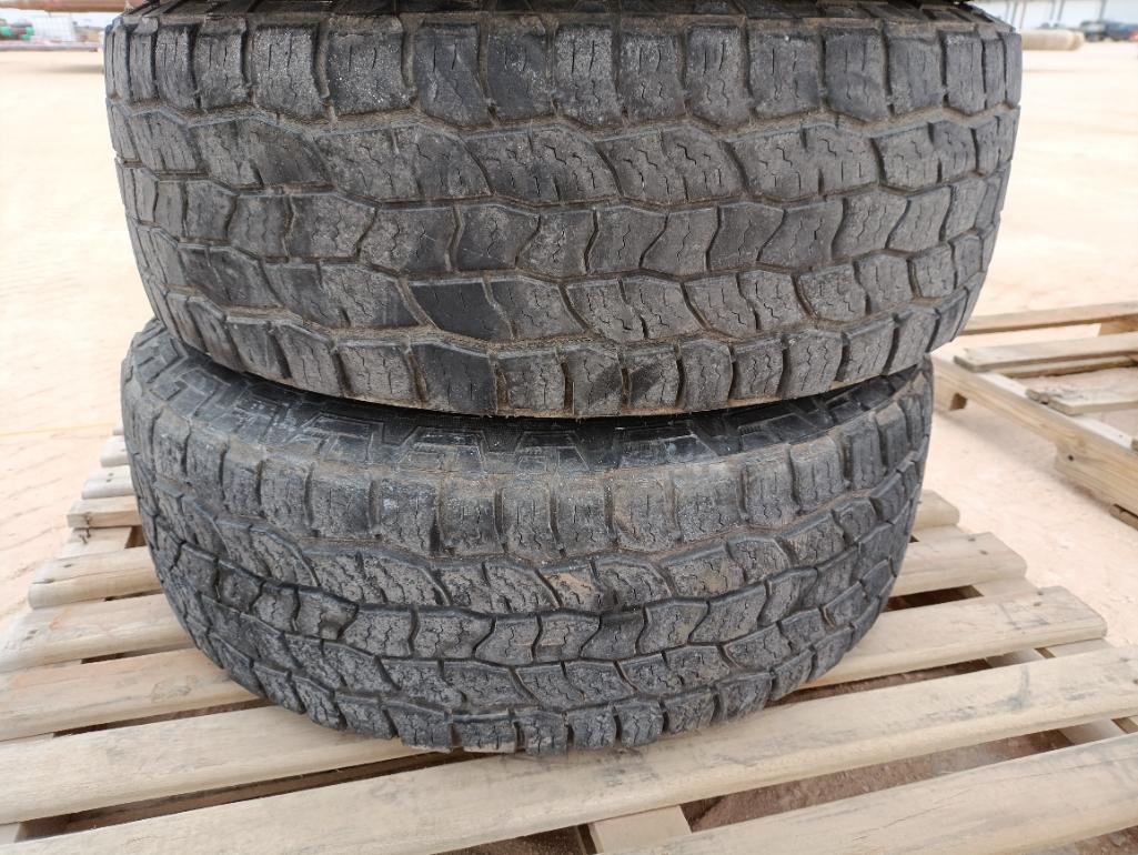 (4) Dodge Wheels w/Tires 265/70 R 17