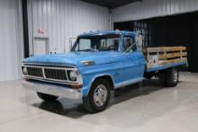 1970 Ford F350 Flatbed Pickup
