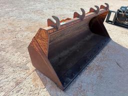 82'' Backhoe Bucket