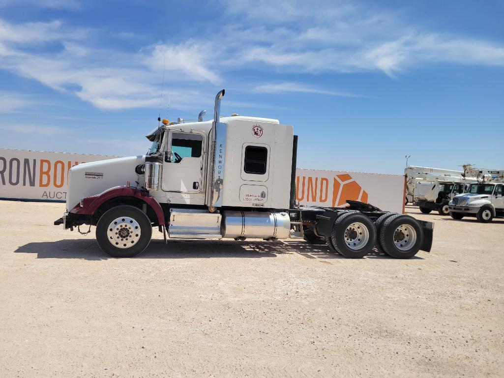2009 Kenworth T800 Truck Tractor