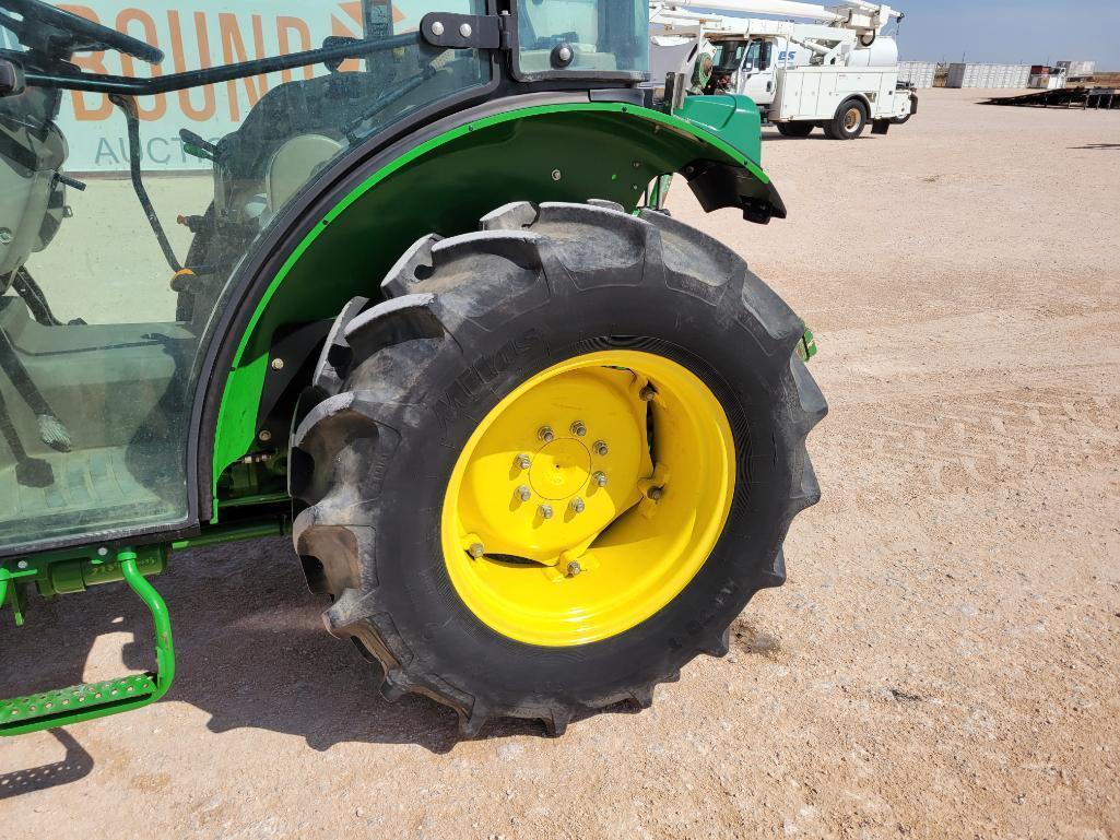 John Deere 5075 GV Tractor