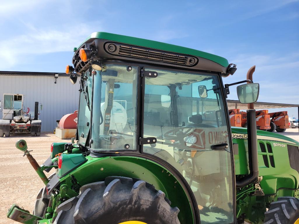 John Deere 5075 GV Tractor