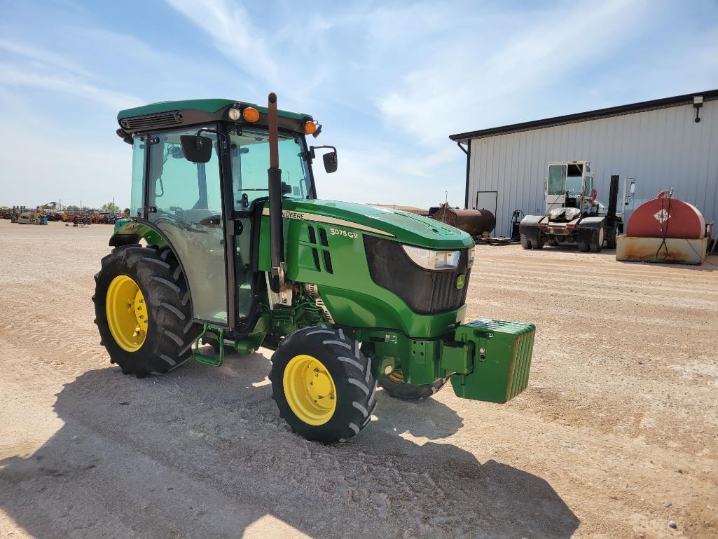 John Deere 5075 GV Tractor
