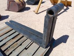 (1) Set 4ft Telehandler Forks