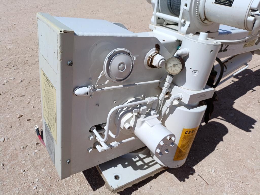 Liftmoore Auto Crane