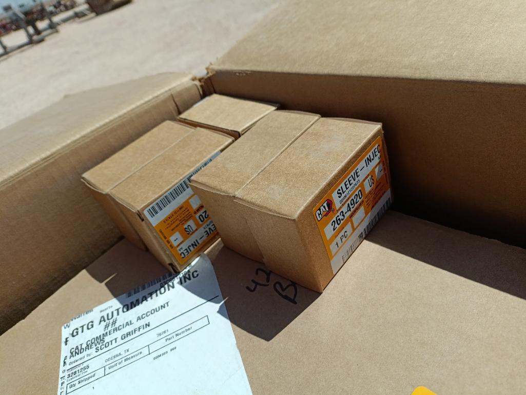 Pallet of Misc Caterpillar & International Filters & Parts