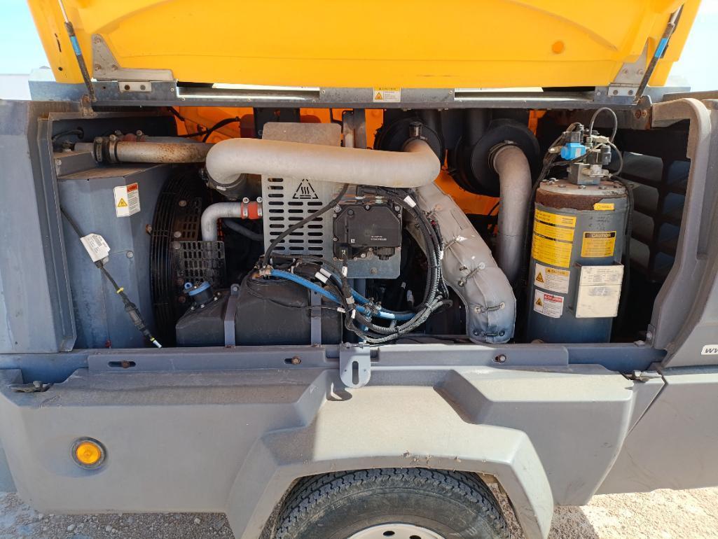 2017 Atlas Copco XAS 440 JD8 Portable Air Compressor