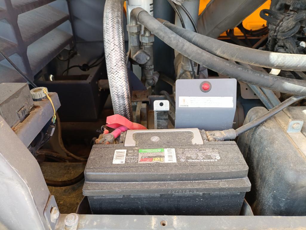2017 Atlas Copco XAS 440 JD8 Portable Air Compressor