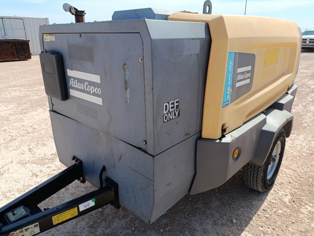 2017 Atlas Copco XAS 440 JD8 Portable Air Compressor