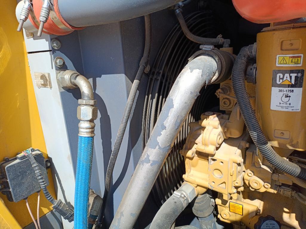 Atlas Copco XAVS 400 CD7 Portable Air Compressor