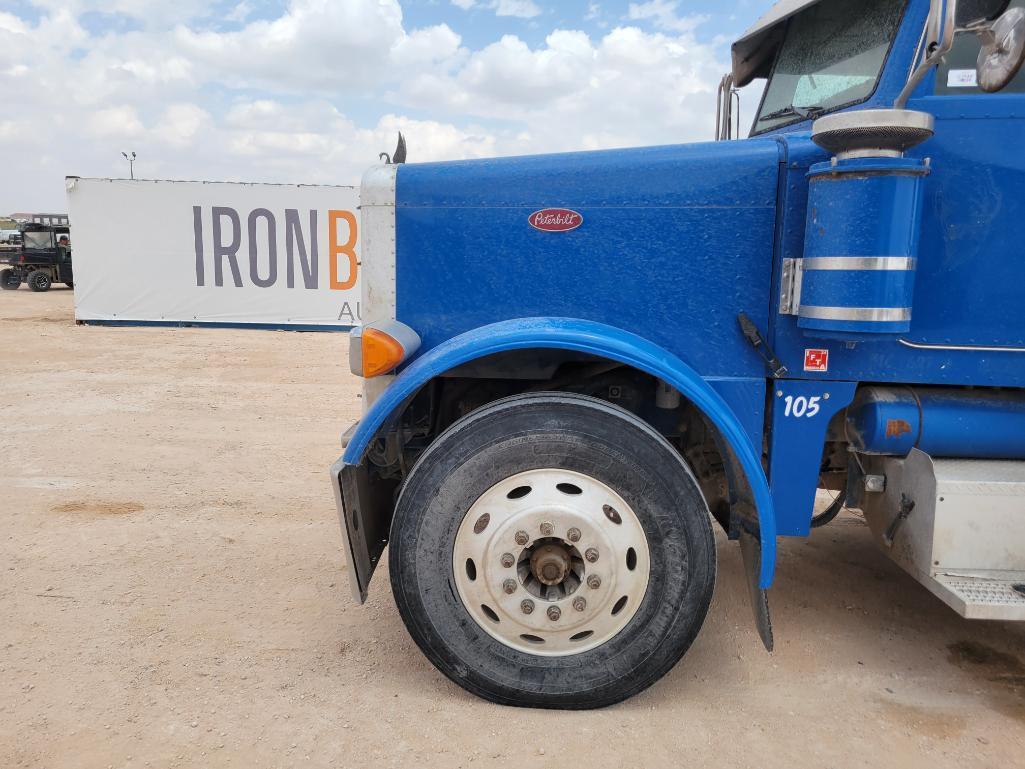 2005 Peterbilt 379 Winch Truck