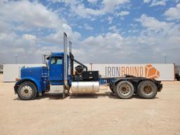 2005 Peterbilt 379 Winch Truck