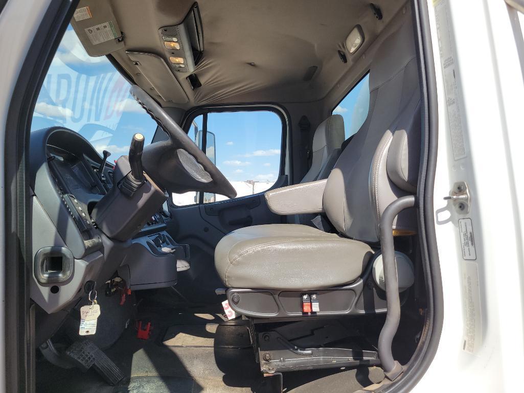 2011 Freightliner Business Class M2 Service Truck