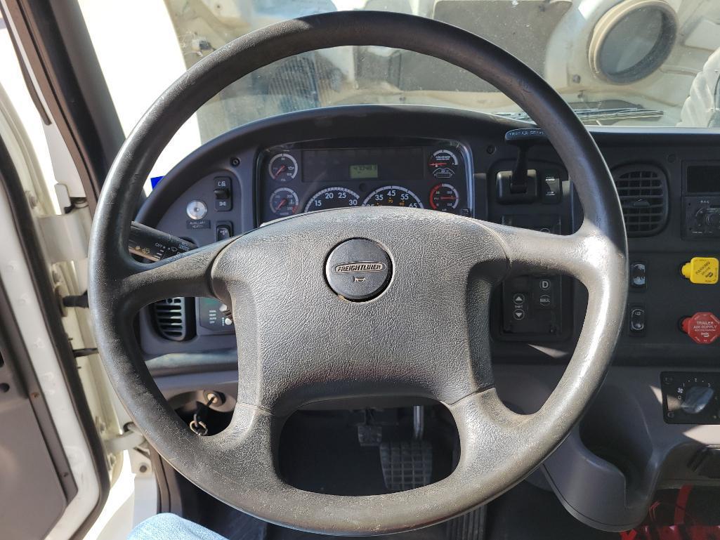 2011 Freightliner Business Class M2 Service Truck