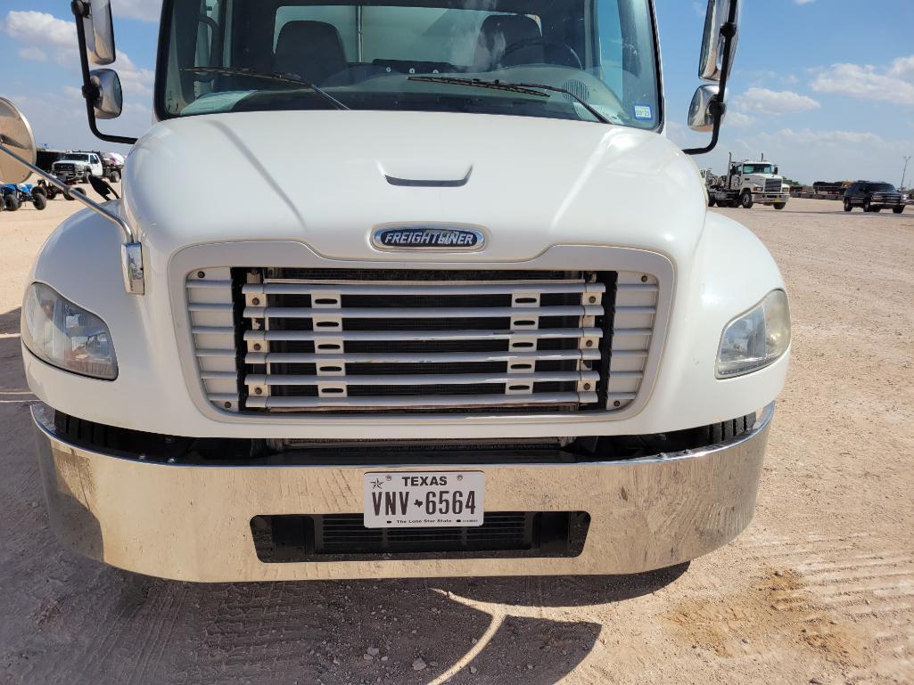 2011 Freightliner Business Class M2 Service Truck