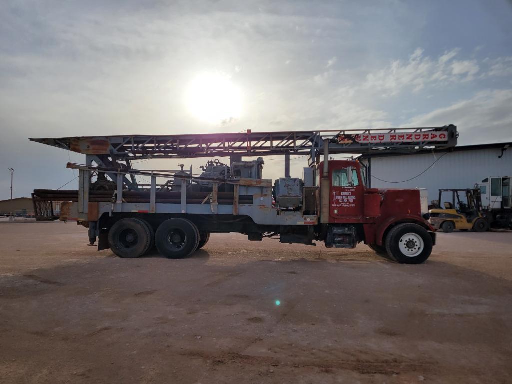 Peterbilt 359-S Drilling Rig Truck