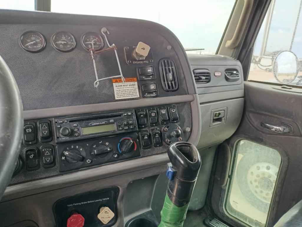2012 Peterbilt 365 Truck Tractor