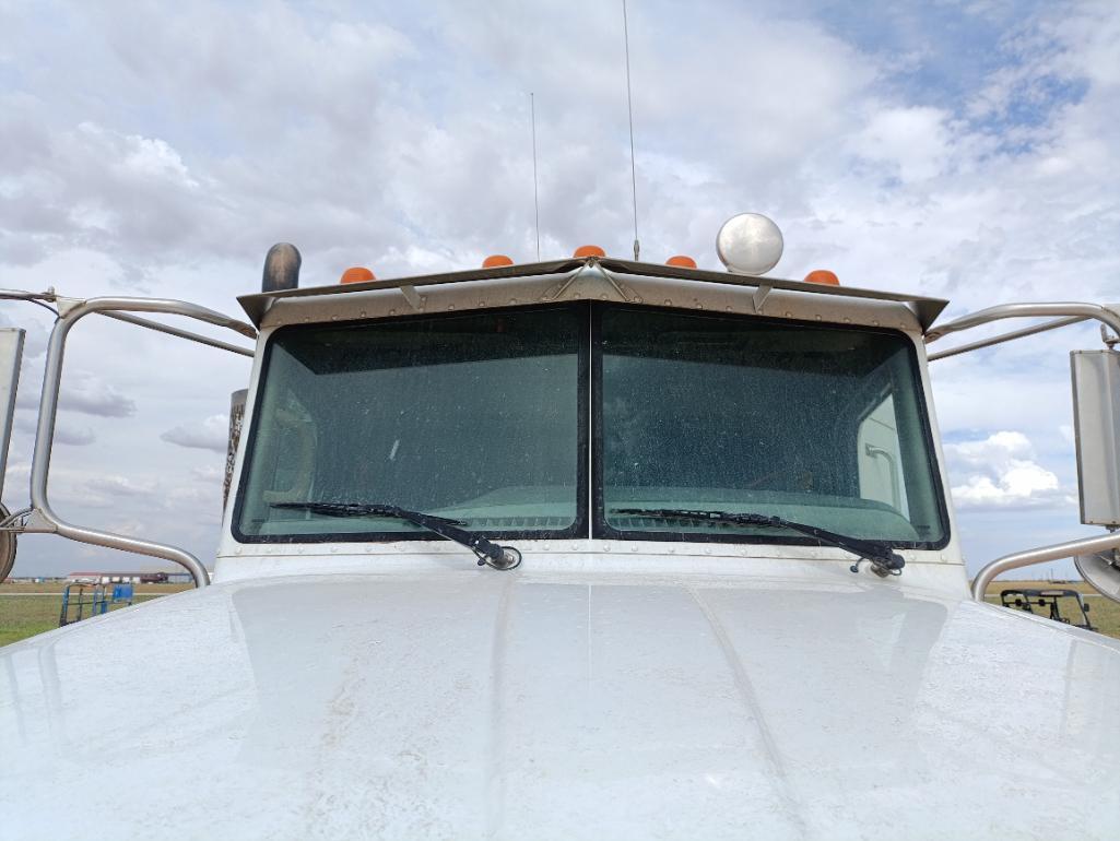 2012 Peterbilt 365 Truck Tractor
