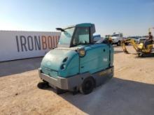 Tennant S30 Ride-On Sweeper