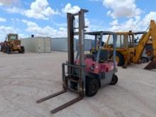 Nissan 15 Forklift ( Does not Run)