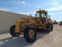 Champion 715 Motor Grader ( Does not Run )