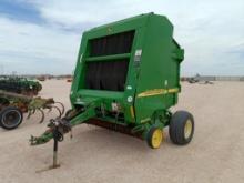 John Deere 567 Round Bale Baler