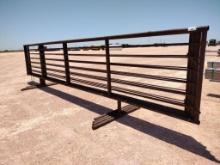 (4) 24Ft Free Standing Fence Panels
