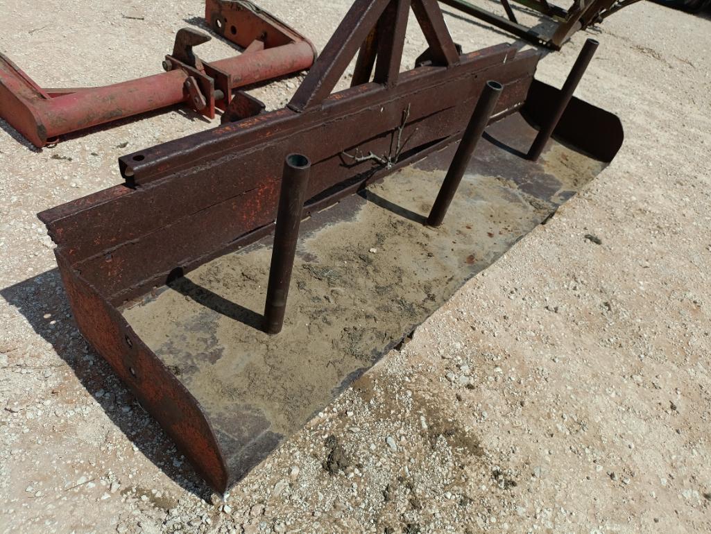 Quick Hitch, 3 Point Hitch Barbed Wire Spools Holder